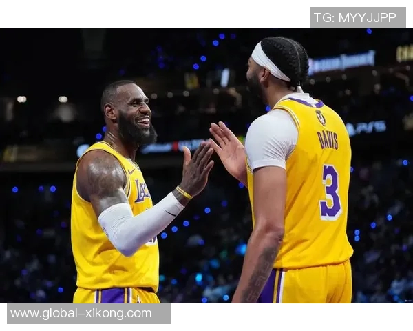 雷迪什称赞詹姆斯接地气与队友关系亲近让人感到舒适